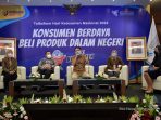 Wamendag menjadi narasumber di acara Talkshow Hari Konsumen Nasional 2022 bertema Konsumen Berdaya Beli Produk Dalam Negeri di Kantor Kementerian Perdagangan, Jakarta, Selasa (1942022). (Foto. Kemendag)