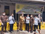 3 buah senjata api saat diserahkan ke Polda Papua disaksikan Kajari Jayapura disela-sela pemusnahan barang bukti dari 82 perkara dihalaman Kejari Jayapura.